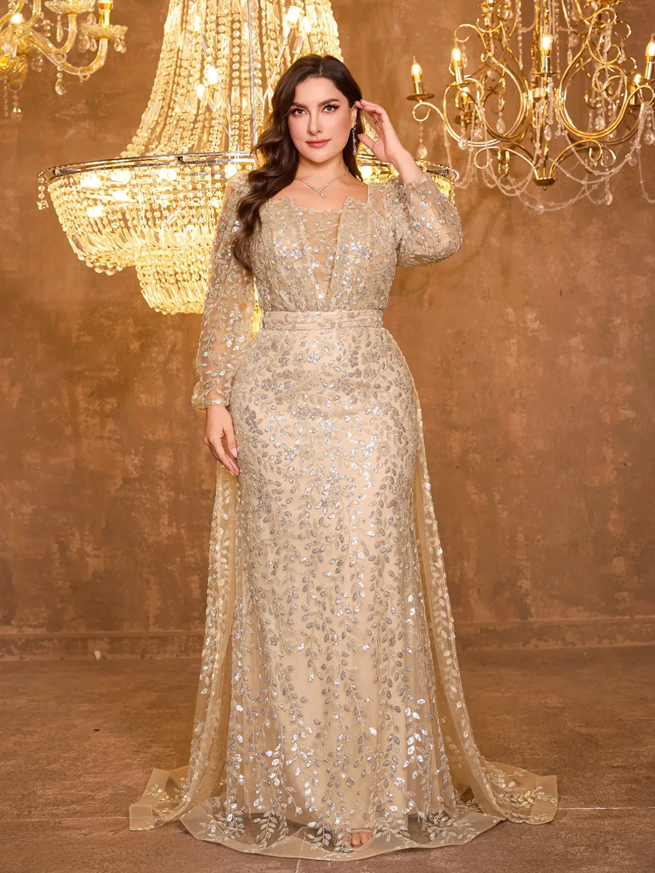 Elegant Maxi Dress with Square Neck, Long Sleeve Chiffon Evening Glam Gown, Waist Cinched Design, Perfect for Evening Parties and Gala Events