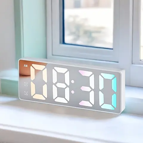 Mirror LED Electronic, Battery Operated Digital Clock, Battery & Plug-in Power Supply, Desktop Decor for Bedroom & Office (Battery Not Included)