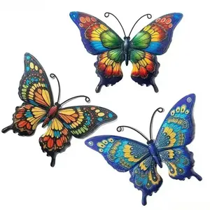 3pcs Metal Butterfly Wall Hanging Ornaments, Artistic Iron Craft Garden Accessories, Simulated Butterfly-Shape Outdoor Decor, Suitable for Home Interior and Courtyard Decoration
