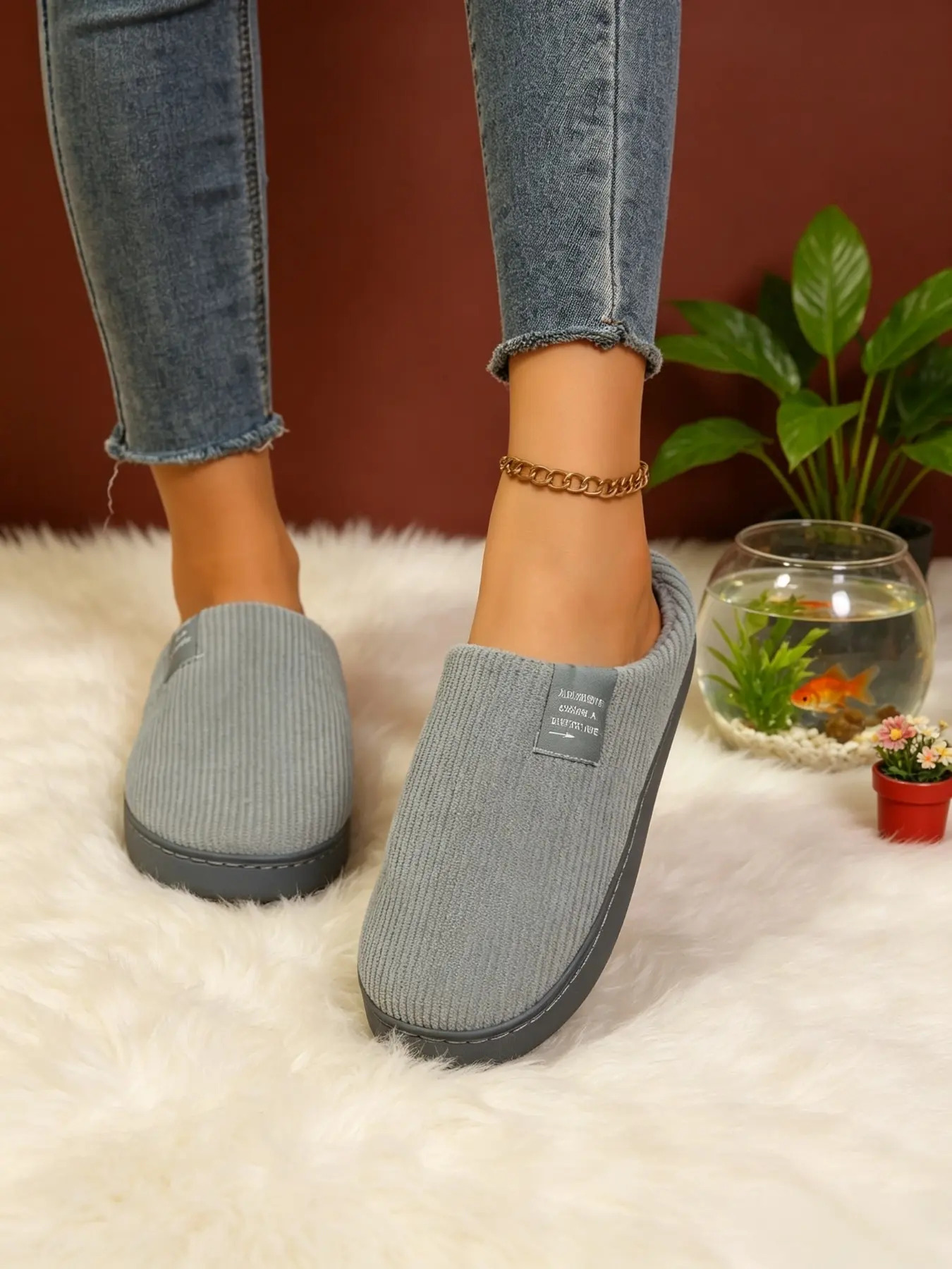 Women's Velvet Indoor Slippers, Soft Flat Sole Slip-On Sandals, Non-Slip Comfortable Home Shoes, Casual Bedroom Footwear
