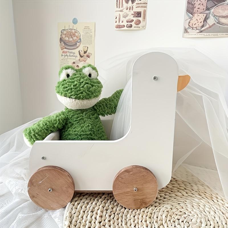 Green Frog Plush Toy - A soft polyester-filled animal, a comfortable sofa cushion, home décor, and an ideal birthday gift for women.