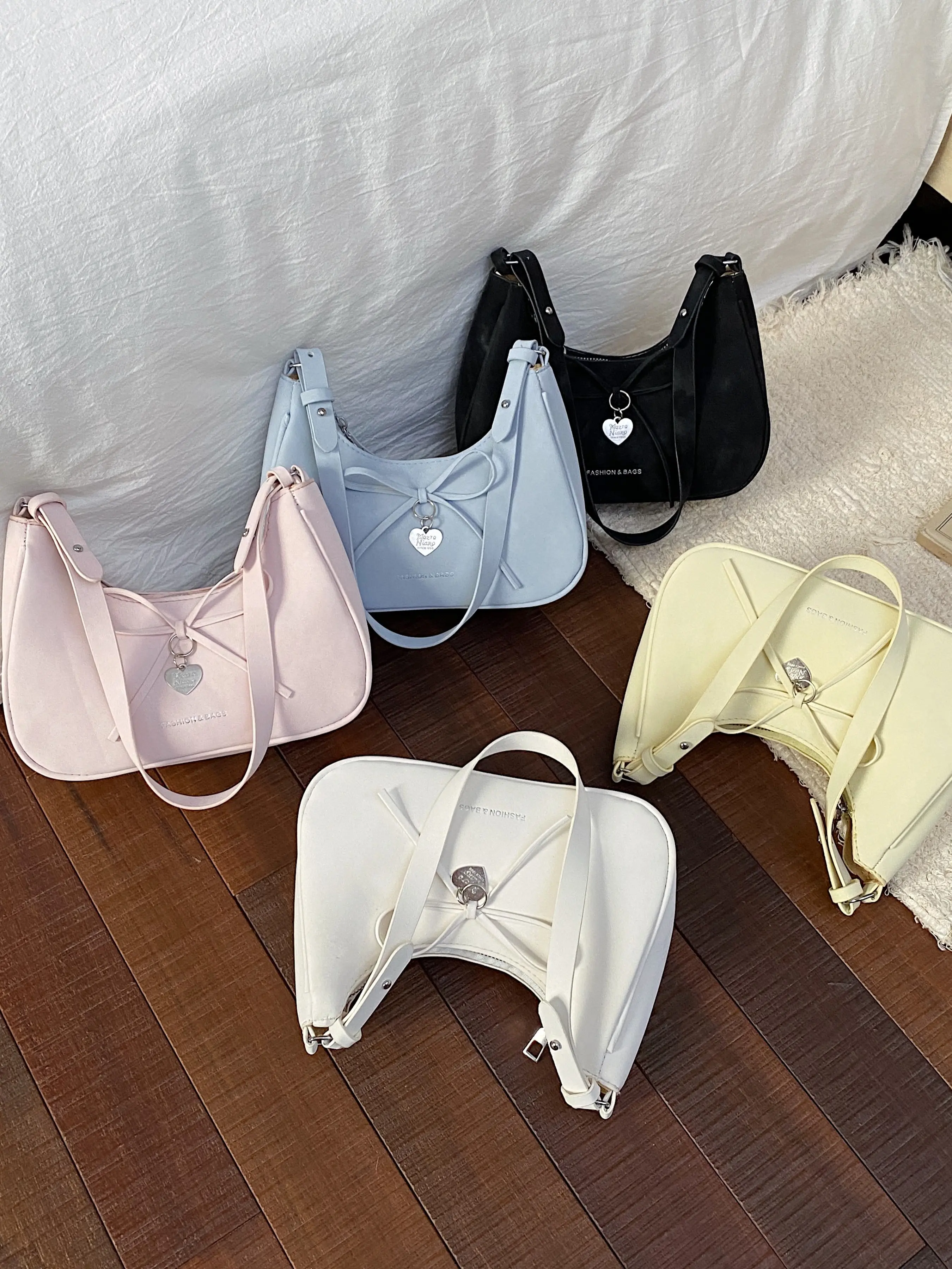 Sweet Cute Style Butterfly Knot Shoulder Clutch Bag, Soft Artificial Leather Heart Pendant, Lightweight Daily Mini Handbag, Casual Fashion Bag for Women, Cute Shoulder Bags