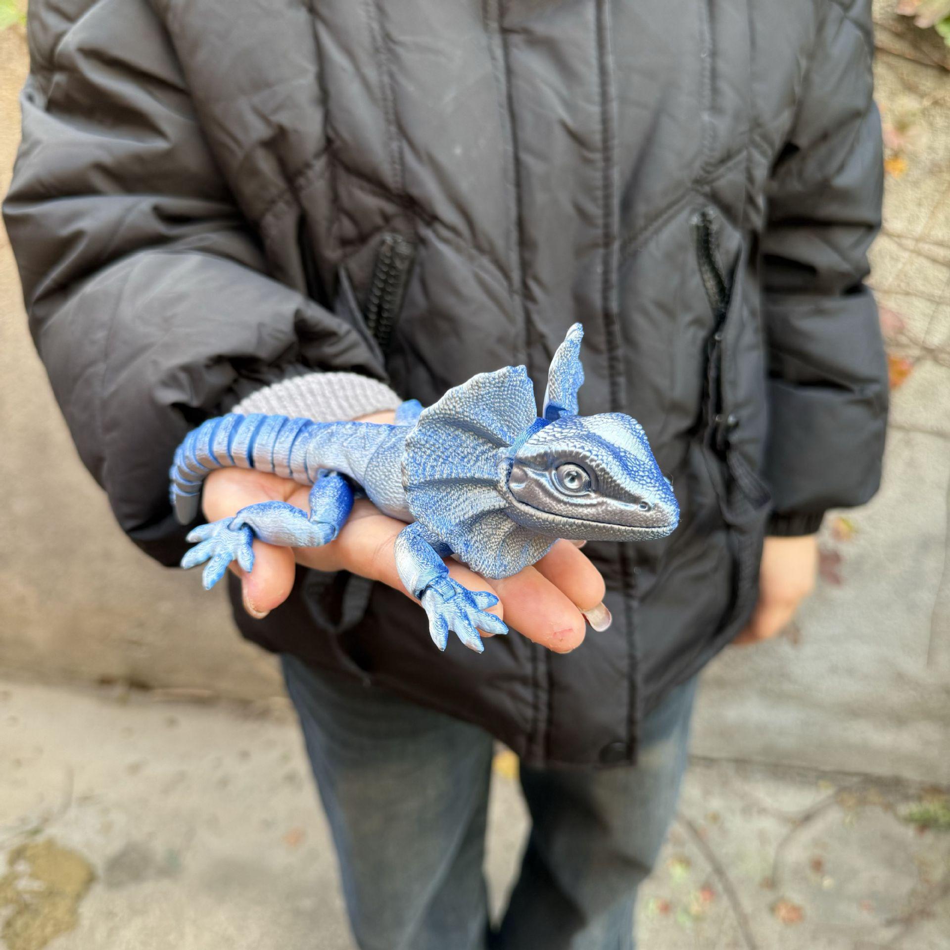 3D Printed Frilled Lizard Toy Articulated Full Body Movable Joints Animal Figurine Birthday Gift
