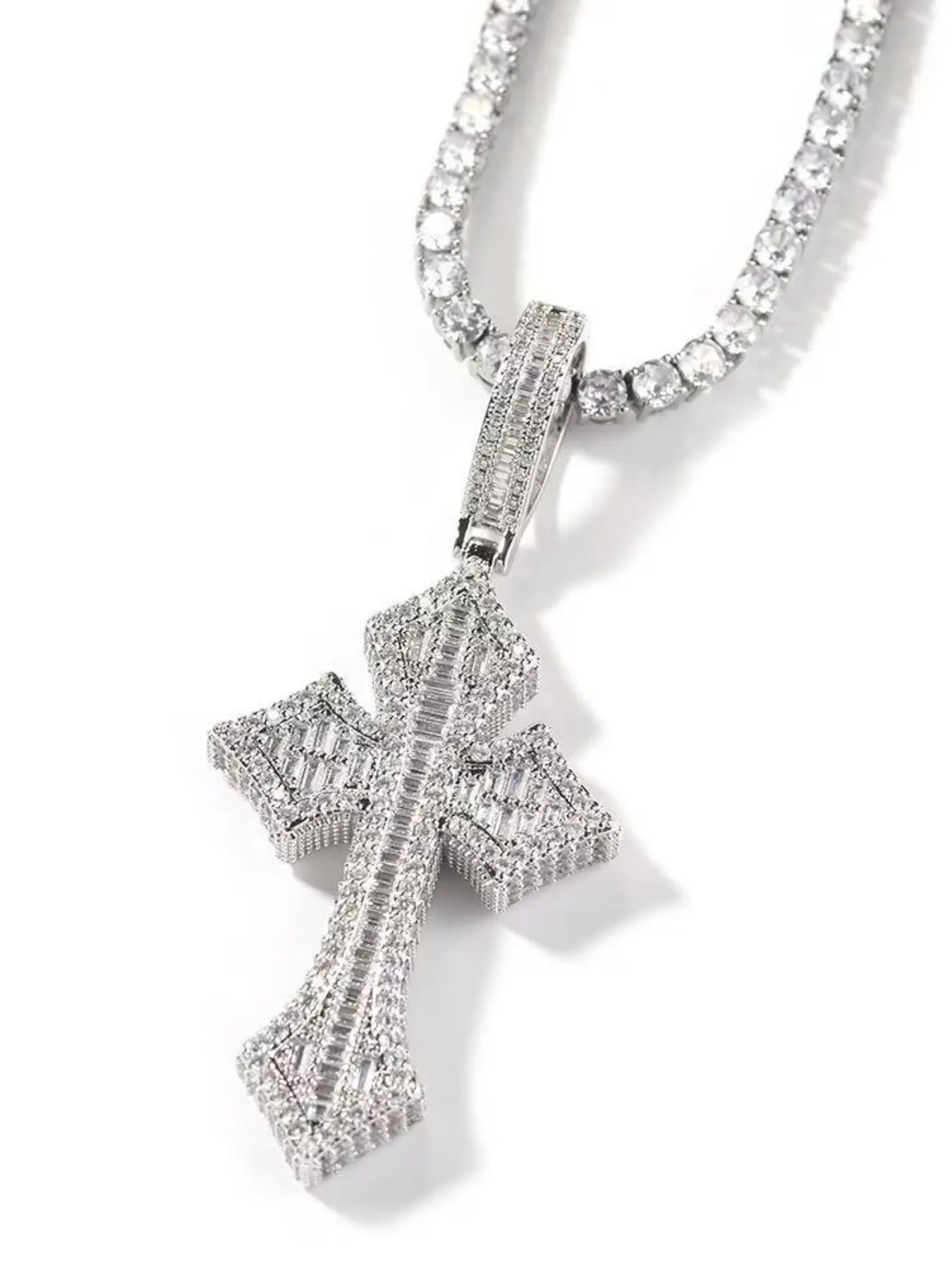 Cross Hip Hop Style Trendy Daily Wear Jewelry Zirconia Necklace, Unique Fashion Accessory for Men and Women, Perfect Gift Idea