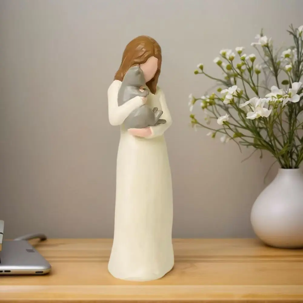 Warm Girl Holding Cat and Dog Statue, Eco-Friendly Resin Material, Home Decor, Pet Memorial, Living Room Shelf Office Desk Decoration, Resin Animal Ornaments