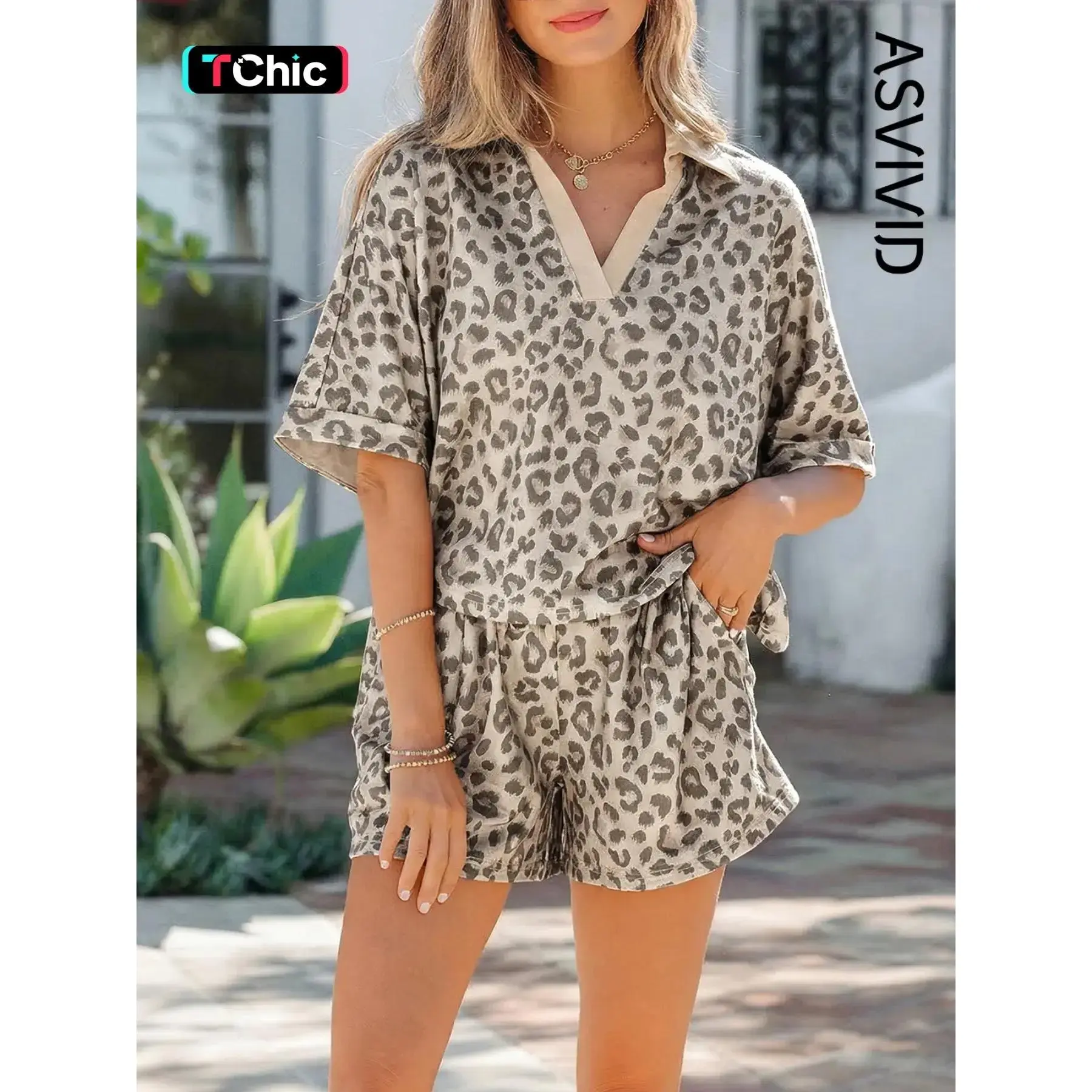 Women's Casual V-V Neck Collar Leopard Print Short Sleeve Top, Drawstring Pocket Shorts Set, High Waist Two-Piece Matching Set, for All Seasons
