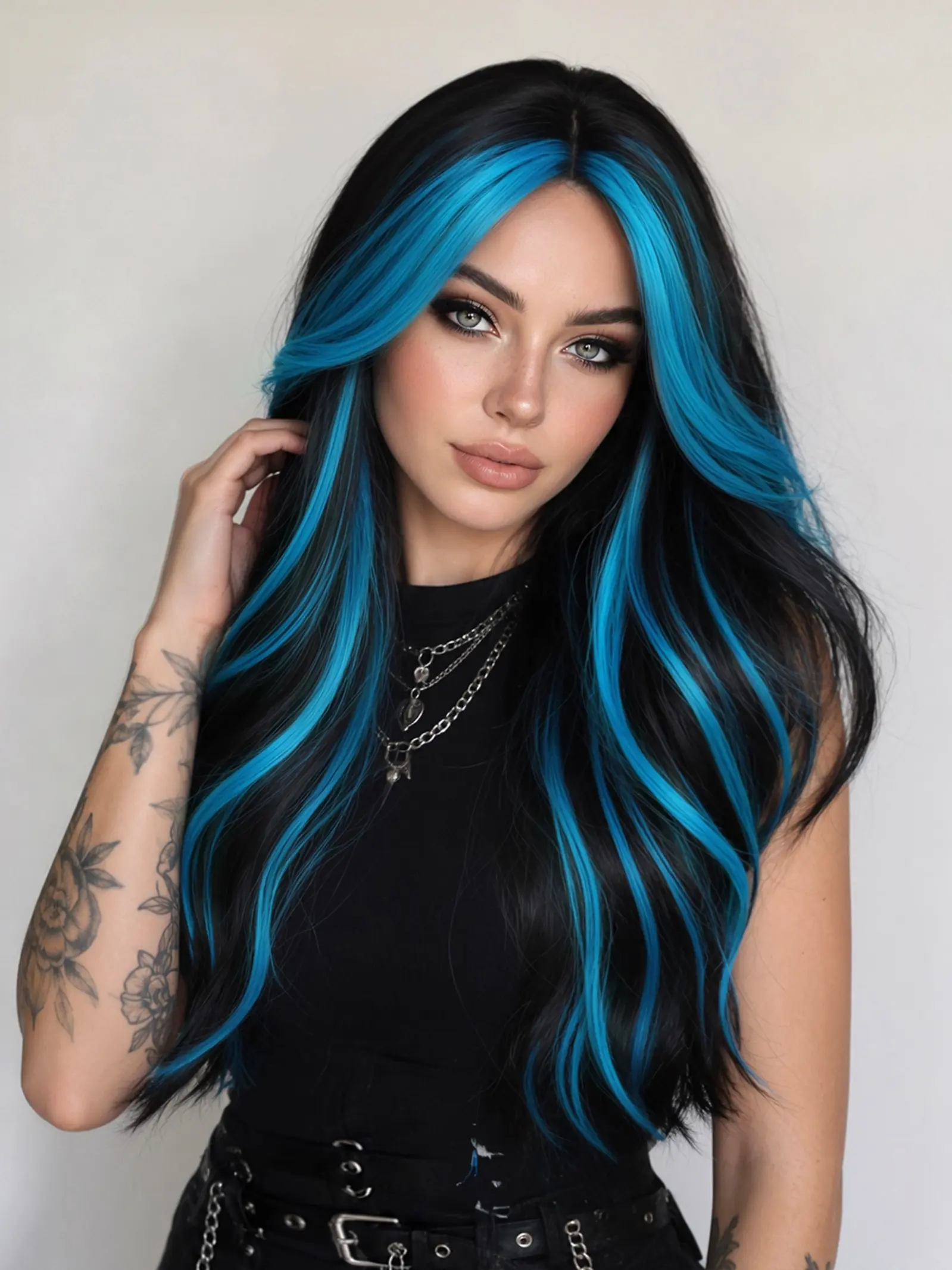 24-Inch Blue Ombre Wavy Wig, Mechanic Large Scalp Realistic Parting, Stylish Full Headpiece Halloween Costume, Synthetic Material Wigs