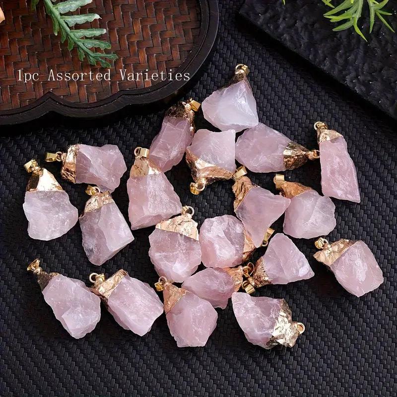 Natural Amethyst Pendant Irregular Crystal Raw Stone Necklace, Gold Plated Chain Healing Crystal Jewelry, DIY Friendly Accessories Charm for Women, Positive Energy Spiritual Protection Amulet, Perfect for Daily Wear Meditation Gift for Her