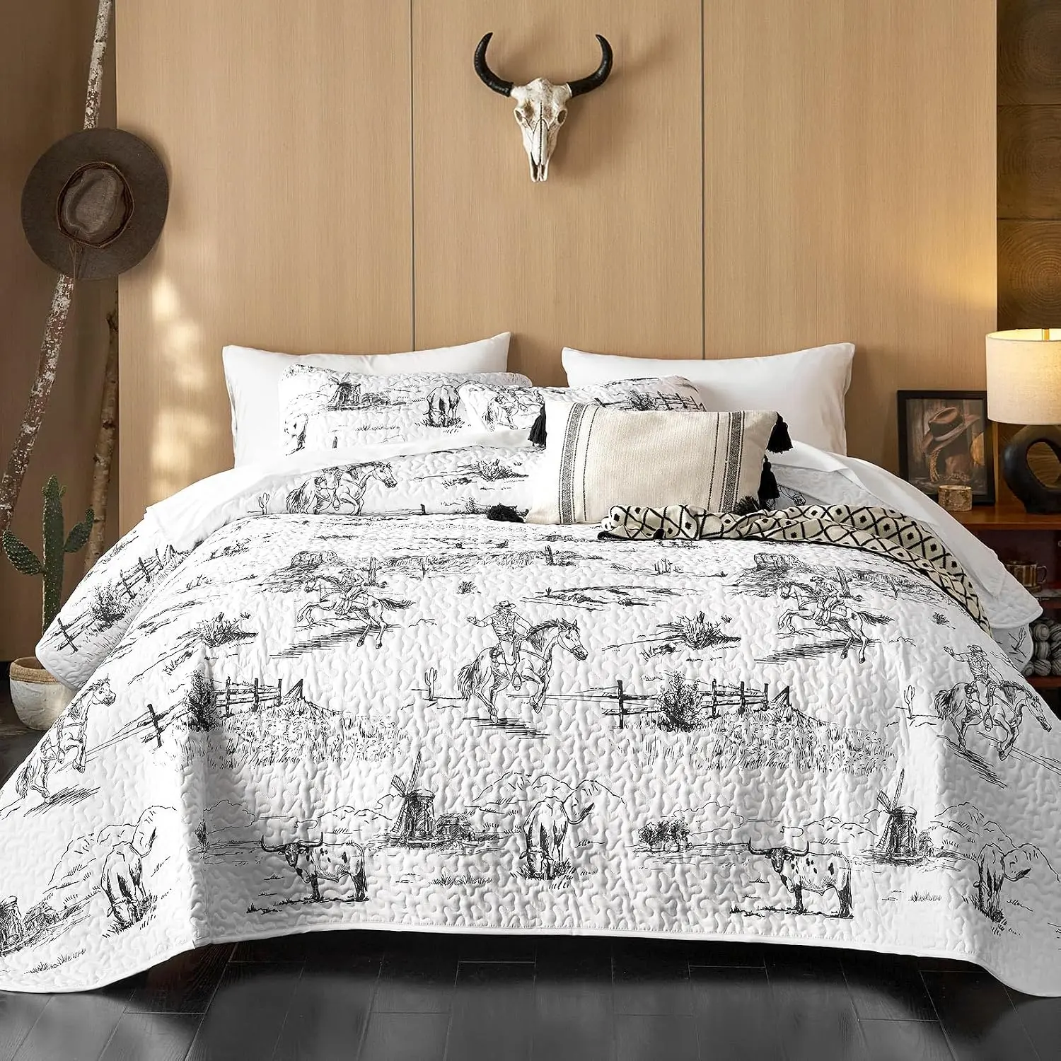 -  Quilt Set, Rustic Ranch Life with Cowboy Southwestern Vtage Country  Prted, Reversible Lightweight Bedspread Coverlet, 3 count, Black White, Tw/Tw XL Size