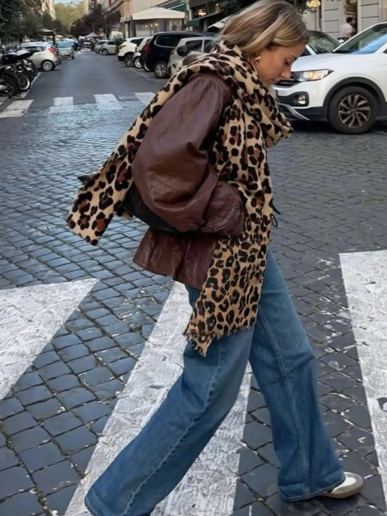 Boho Leopard Print Scarf, Boho Style Scarf, Lightweight Pashmina Wrap, Soft Warm Shawl, Long Printed Silk Scarf, Casual Fit Accessory, Fashionable Throw Blanket