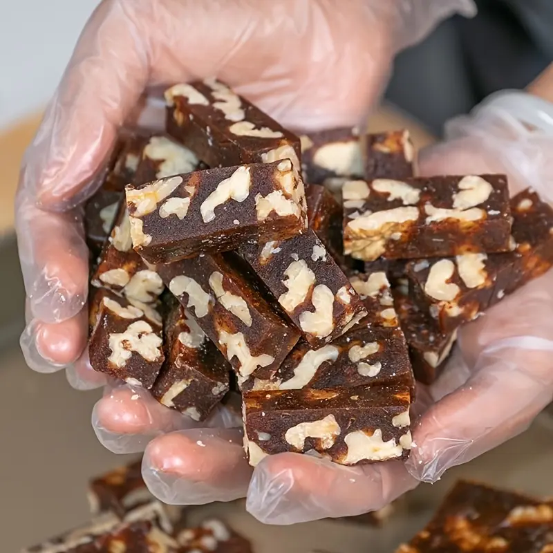 14.4oz, Ginger Jujube Walnut Cake, Individually Wrapped Soft Candy, Rich In Jujube (40%) And Walnut (35%), Traditional Chinese Snack, A Healthy And Chewy Treat, Suitable for Everyday And Holiday Enjoyment
