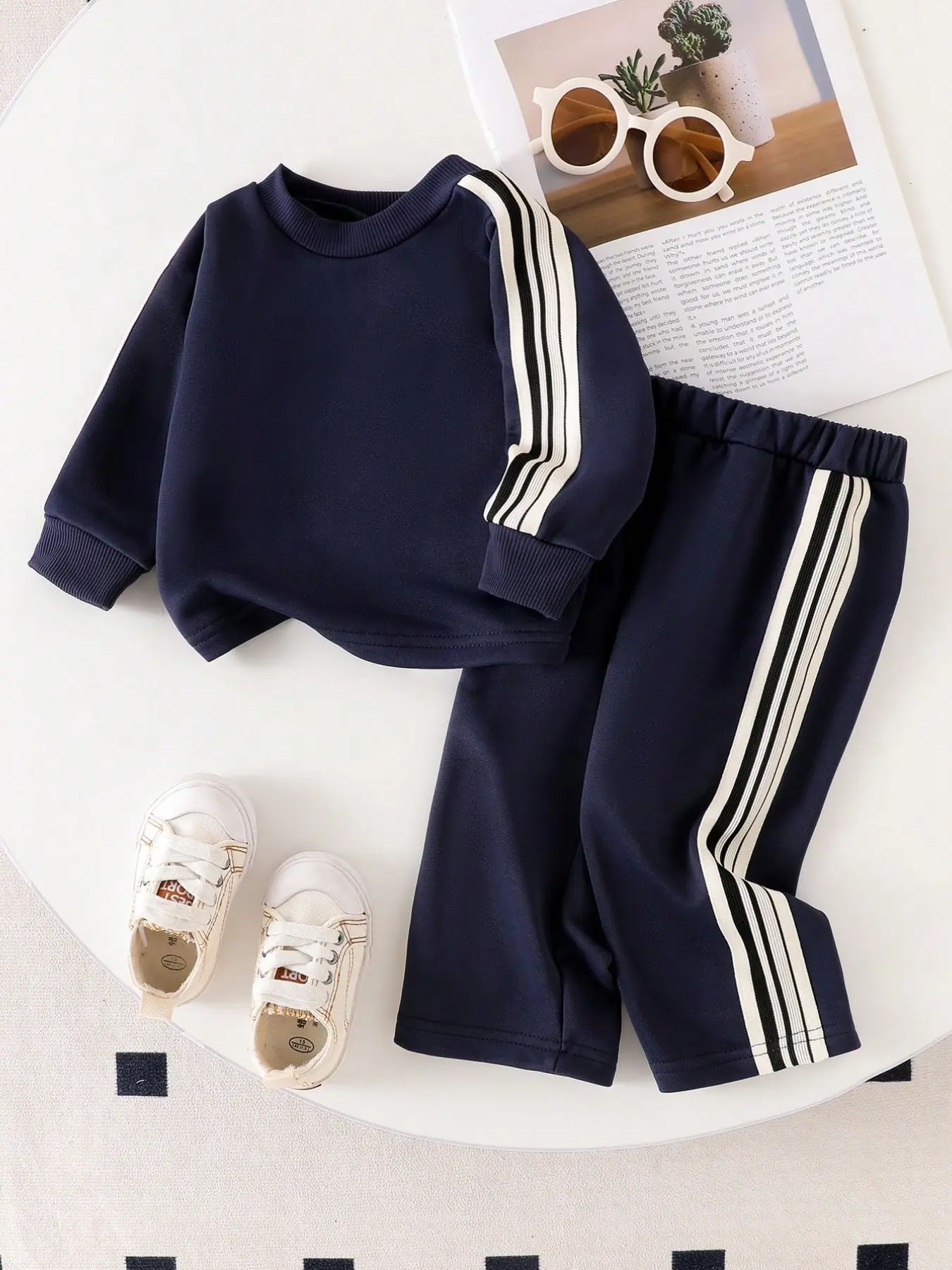 Baby Boys Girls Casual Sporty Long Sleeve Round Neck Sweatshirt and Elastic Waist Straight Leg Pants Set, Multi-Bar Design, Baby Clothing