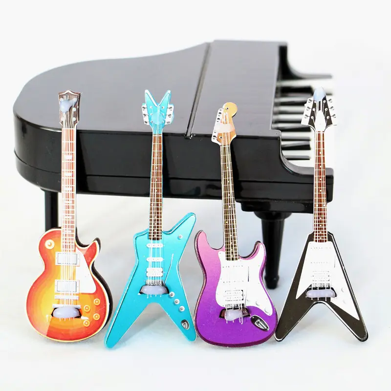 Doll house, mini electric guitar model ornament, miniature musical instrument ornament, doll house accessories