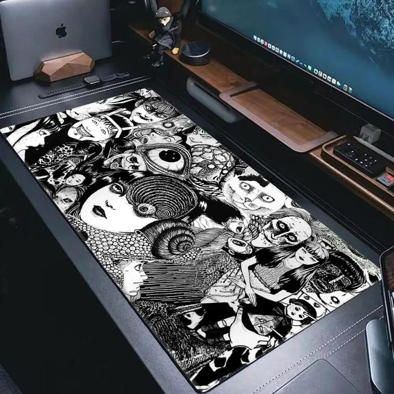 'Black and white Mouse Pad Cute HD branco Desk Pad Extended Gaming Keyboard Mats Large XXL Gamer Collage Horror Anime Mousepad'