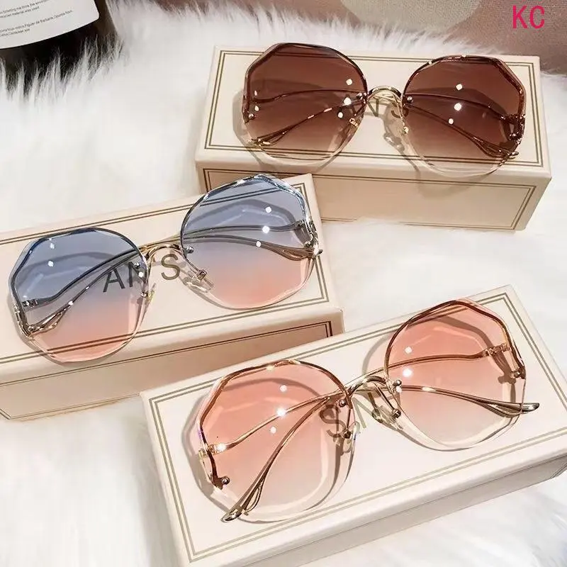 3 Pack Women’s Metal Oversized Square Sunglasses, UV400 Vintage Chic Eyewear For Ladies Daily Outdoor Styling