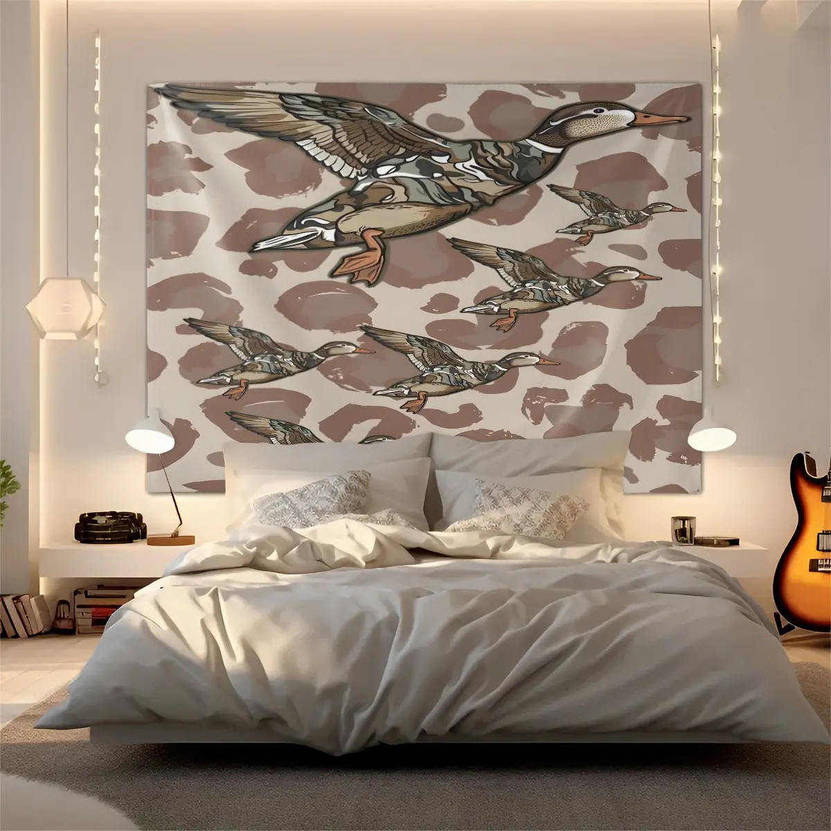 Wild Duck and Camouflage Pattern Tapestry  Vintage-Style Mallard Print Wall hanging Decoration; Suitable As Wall Decor Or A Backdrop for Outdoor Hunting Enthusiasts, As Well As for Bedrooms, Living Rooms, and Studies.（Multiple patterns are available）