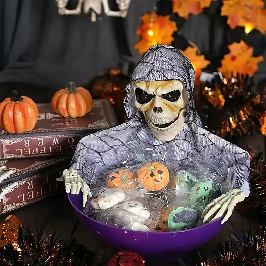 1pc Halloween Moving Skull Fruit Pan, Party and Meal Event Supplies - Suitable for storing candies/snacks during holidays, creative horror skull decoration ornaments [battery free - self provided]
