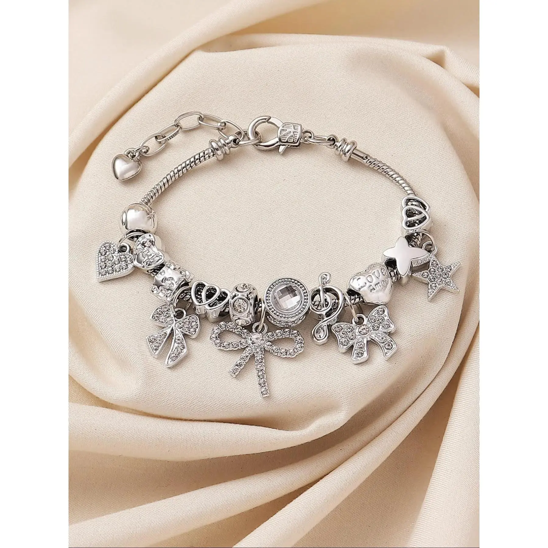 Women's Elegant Bow & Heart Design Charm Bracelet, Exquisite Trendy Charm Bracelet, Fashionable Jewelry for Women & Girls As Gift, Adjustable Bracelet, Heart Shaped Bracelet,  Adjustable Copper Bracelet,Rhinestone Bracelet