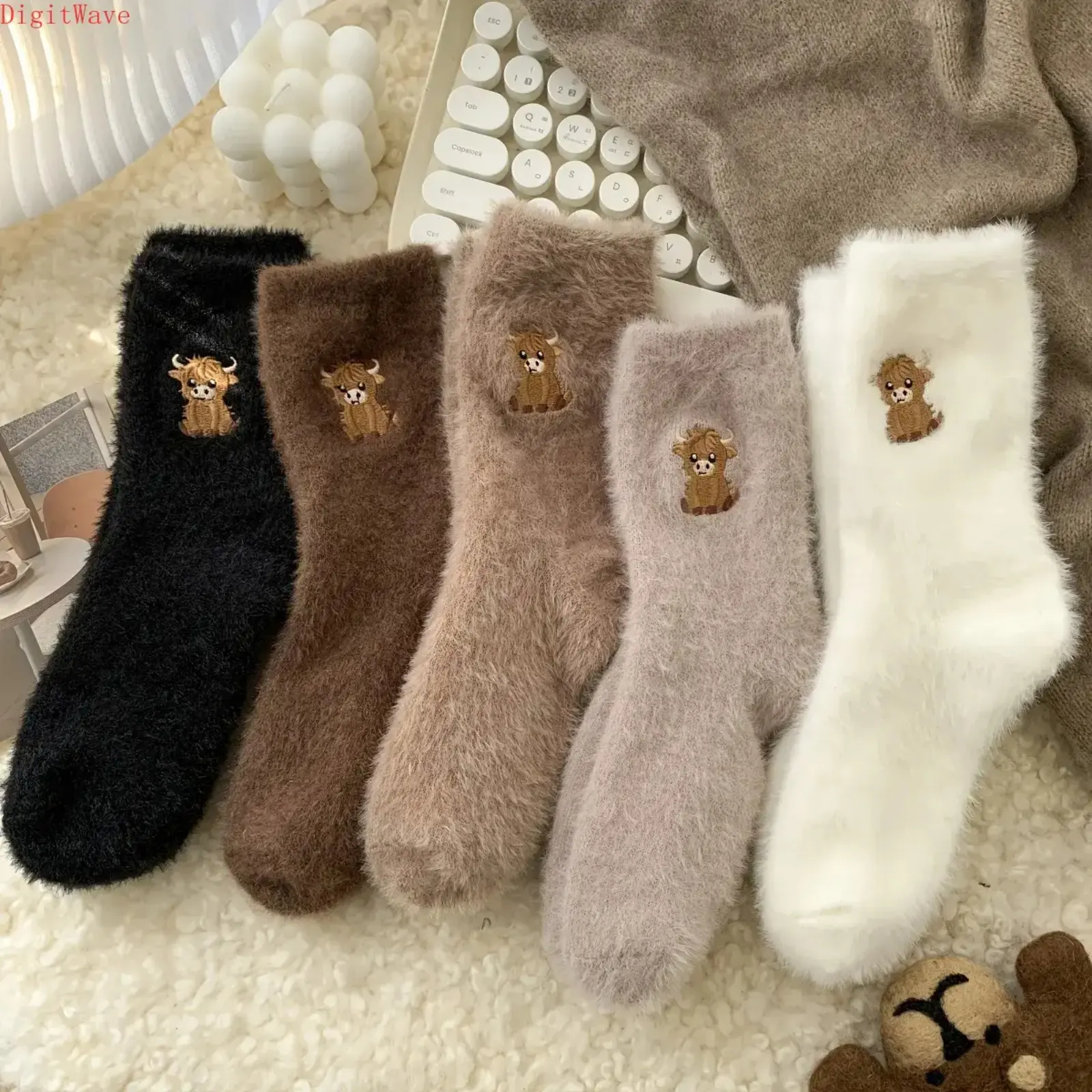 Unisex 5-Pairs Set Crew Length Plush Calf Socks, Soft Warm Fleece-Lined, Mixed Colors for Fall & Winter Sports, Camping & Hiking