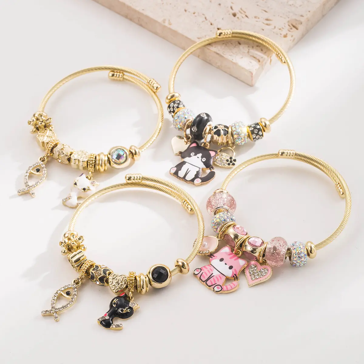Cute Cat Charm Bangle Bracelet Adjustable Wire Bangle with Colorful Beads Kitty Heart Shell Dangle Charms Ideal Daily Accessory & Gift for Girls