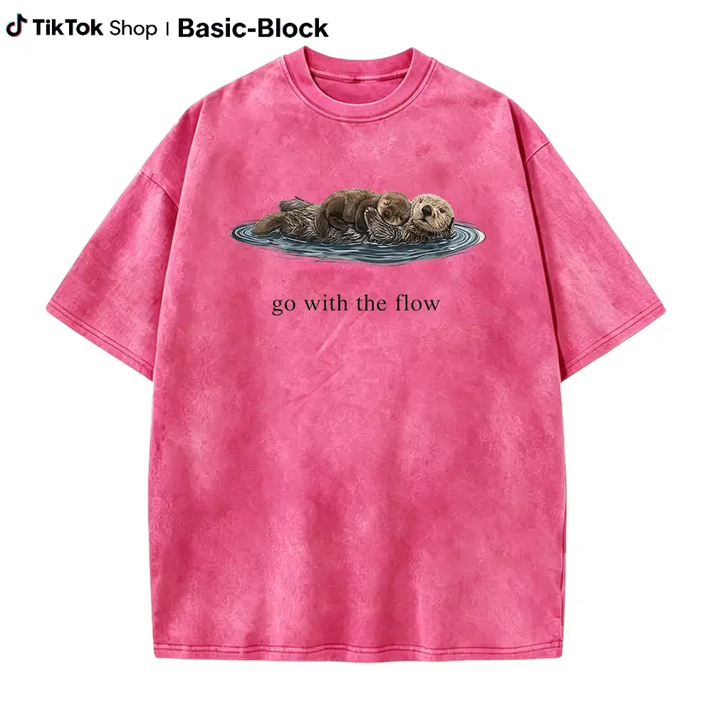 Men's Vintage Cute Otter Funny Animal Graphic Cotton T-Shirt - Soft, Breathable, Relaxed Fit Streetwear Top, Hot Trending Casual Apparel for Outdoor Use