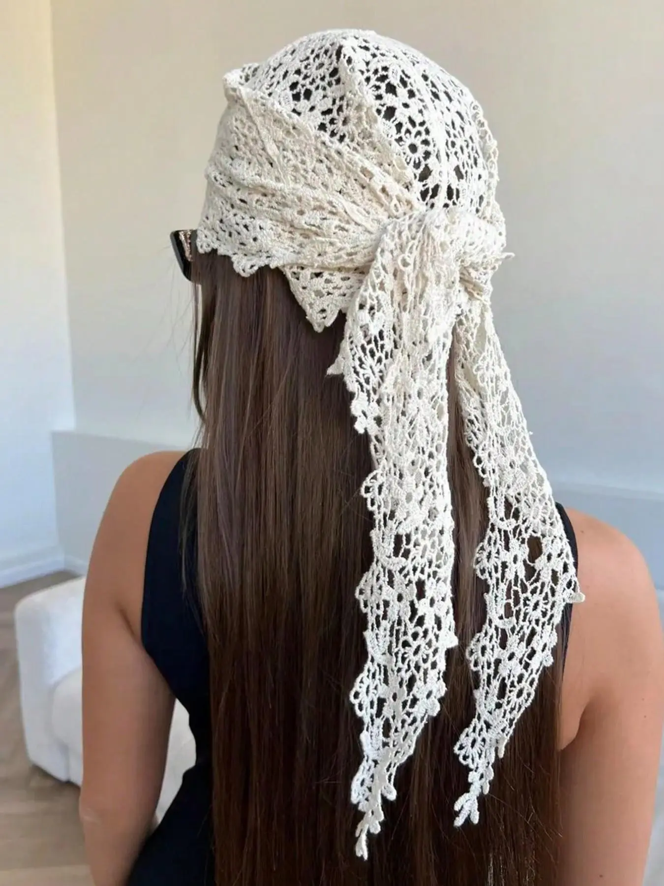 Floral Lace Headscarf for Women, Hair Scarves, Lightweight Breathable Bandana, Perfect for Beach, Summer & Casual Wear, Stylish and Comfortable Accessory