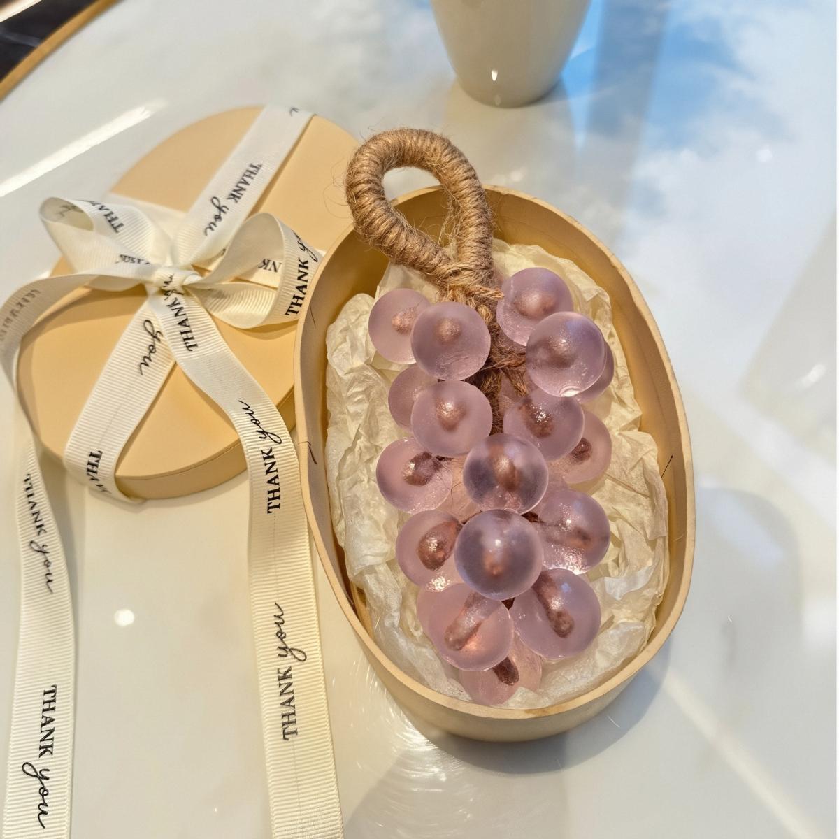[Mother's Day Gift] 25 Count Grape ClusterHandmade Soap, Gift for Mom and Girlfriend,Plant Ingredients, Natural and Gentle, NaturalFragrance, Bathroom Decor, Aesthetic CuteGift, Comes with Ribbon and Gift Box