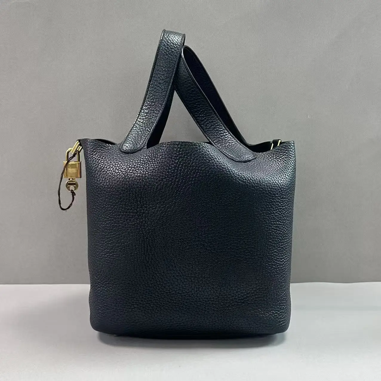 Pre-owned Auth Hermes Picotin Lock 22 Bucket Handbag Black Leather Gold Hardware YL731 26.07.01