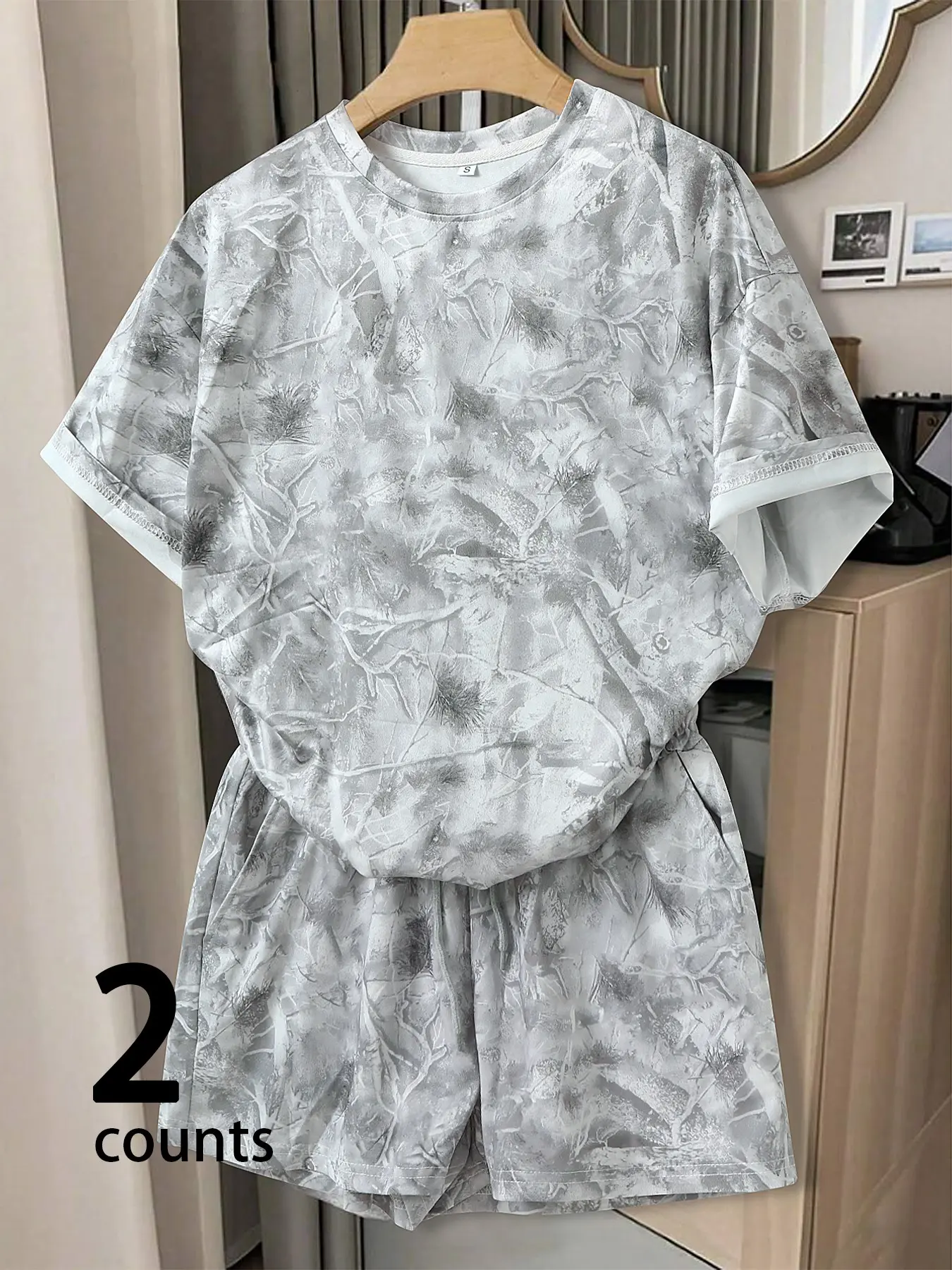 Summer Women's Loose Casual Comfortable Short Sleeve T-Shirt + Shorts Set, Striped Print Design, Breathable Vacation Style