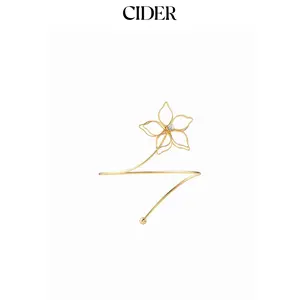 Cider FLOWER ARM CUFF