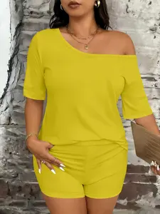 Women's Fashionable Plus Size Asymmetrical Shoulder Short Sleeve Top & Shorts Set, Sexy Casual for Women, 2-Piece Summer Ensemble