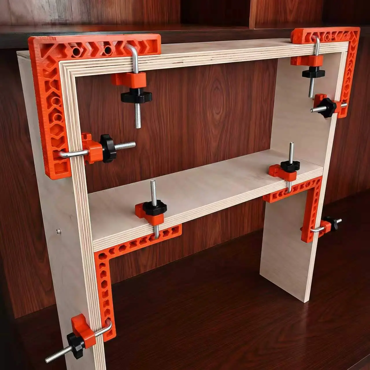A set containing 7 accessories - 90-degree right-angle fixture - ABS material F-type fixture - precision angle clamp - Hardware - suitable for woodworking, picture frames, boxes, drawer assembly and other applications