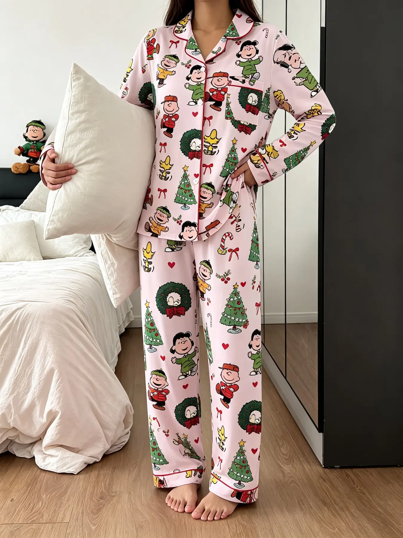 Adorable Christmas Floral Print Women's Pajama Set, Long Sleeve Top & Full-Length Pants, Comfortable Home Wear, Casual Fitted Style