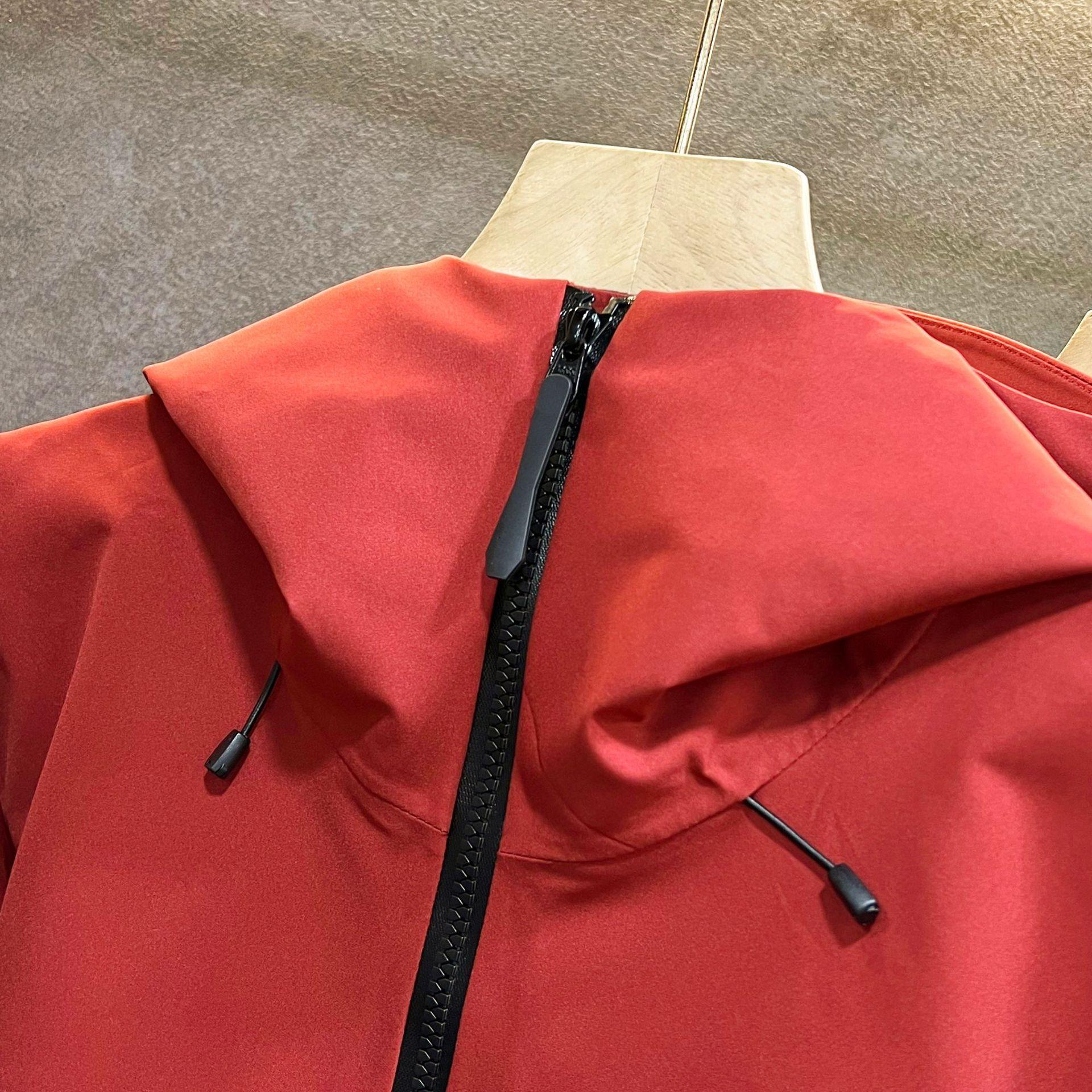 Men's and women's outdoor hardshell windproof and waterproof jacket, with down lining, workwear