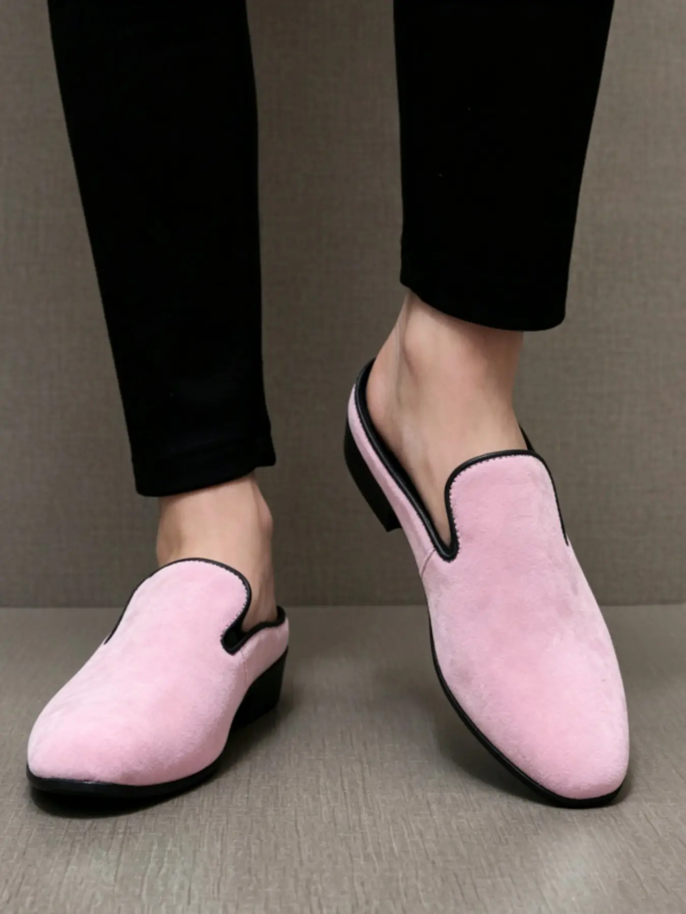 Men's Luxury Suede Mule Slides Slip-On Rubber Shoes, Breathable and Comfortable, Trendy Youthful Style, Soft and Elegant Half Sandals