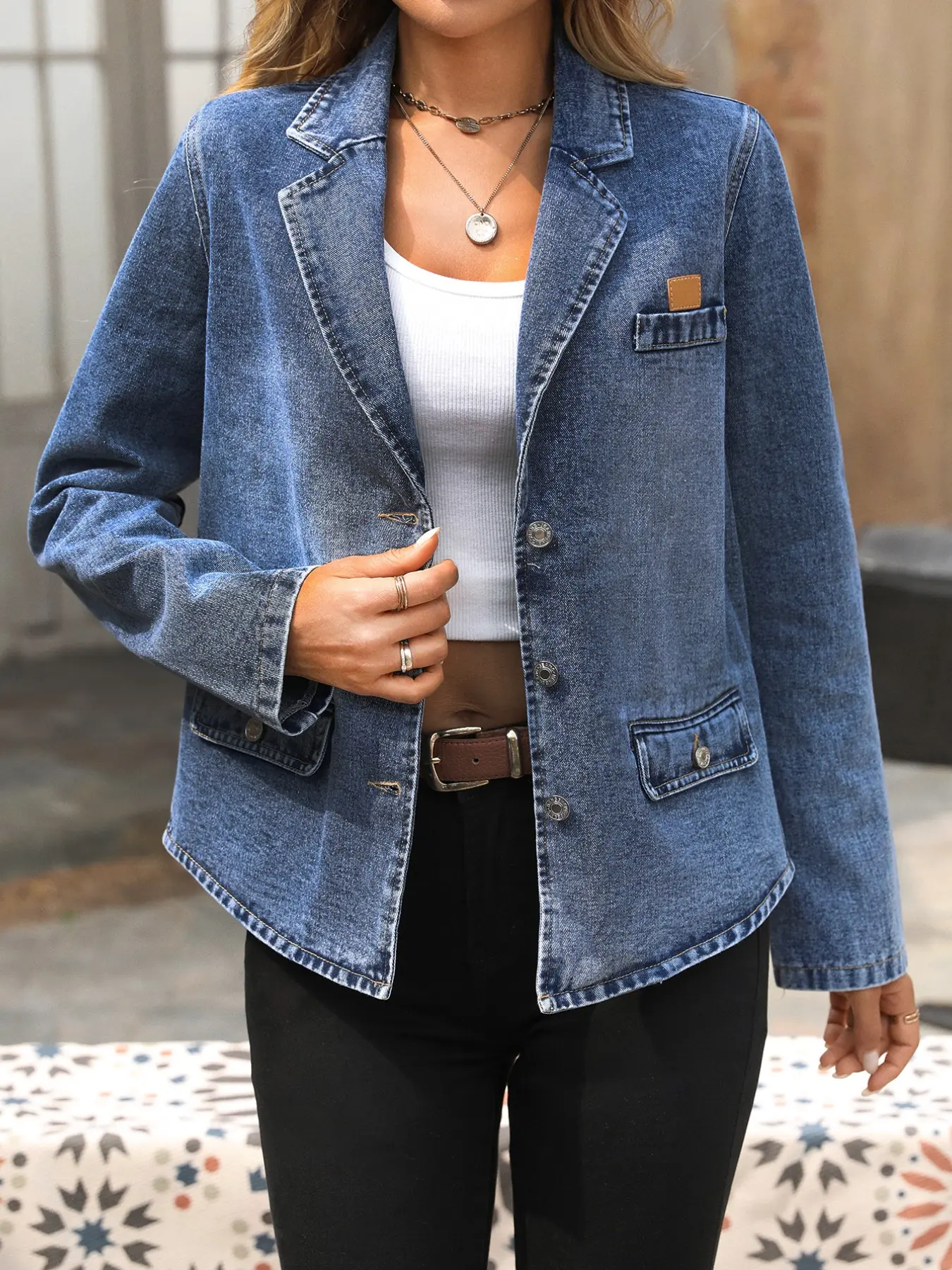 Women's Flat Lapel Denim Blazer, Long Sleeve Three-Button Washed Denim Jacket, Casual Office Layering Outerwear, Stylish and Comfortable