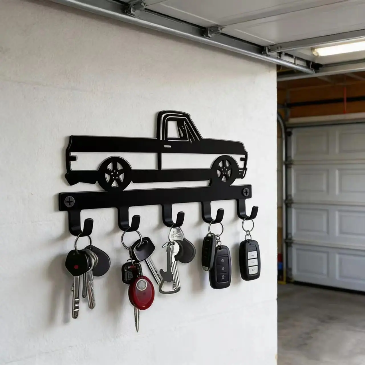 Vintage Truck Cast Iron Wall Hook, Rustic Letter Key Holder for Keys, Hats and Bags, Farmhouse Organizer for Entryway, Kitchen, Garage and Bathroom
