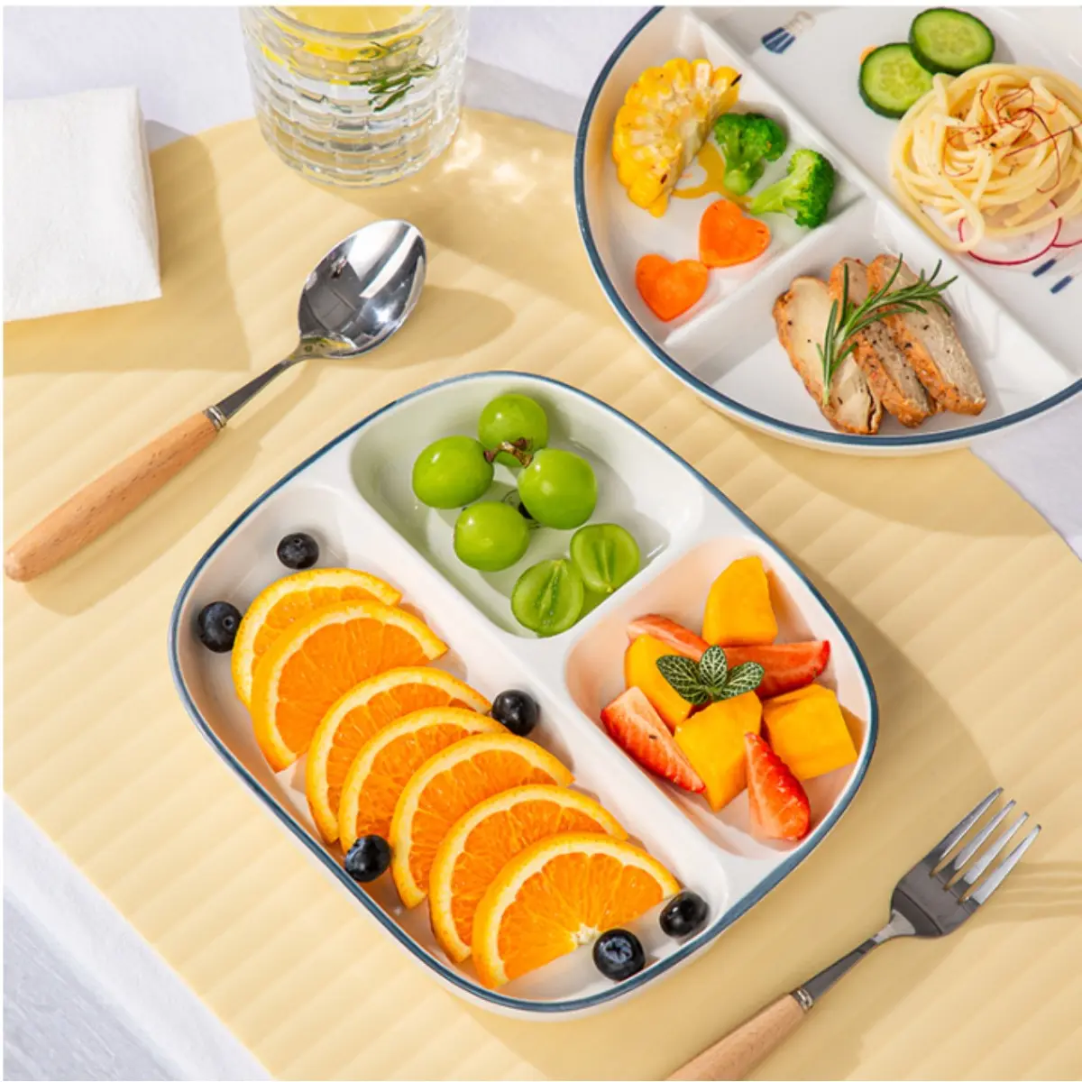 3-grid Food Plate Ceramic Bowl & plate with Spoon set, Durable Tableware for Kitchen, Household Dining Plate Set, Ceramic Dish Set, Durable Utensils Tableware, Food Tableware, Bowls And Plates Set
