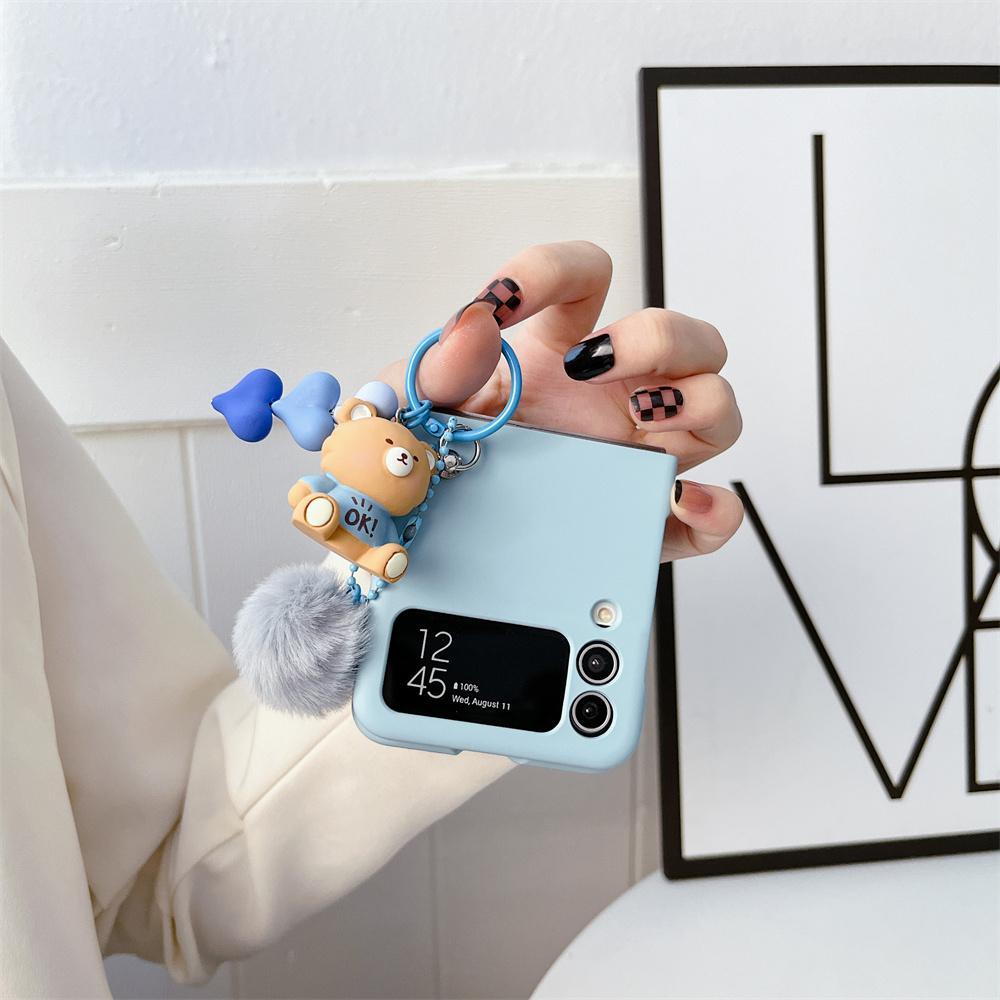 For Galaxy Z Flip6 Cartoon Bear Plush Heart Folding Case for Samsung Z Flip7 Zflip5 Z Flip 3 4 5 6 7 Slim Cover with Lanyard