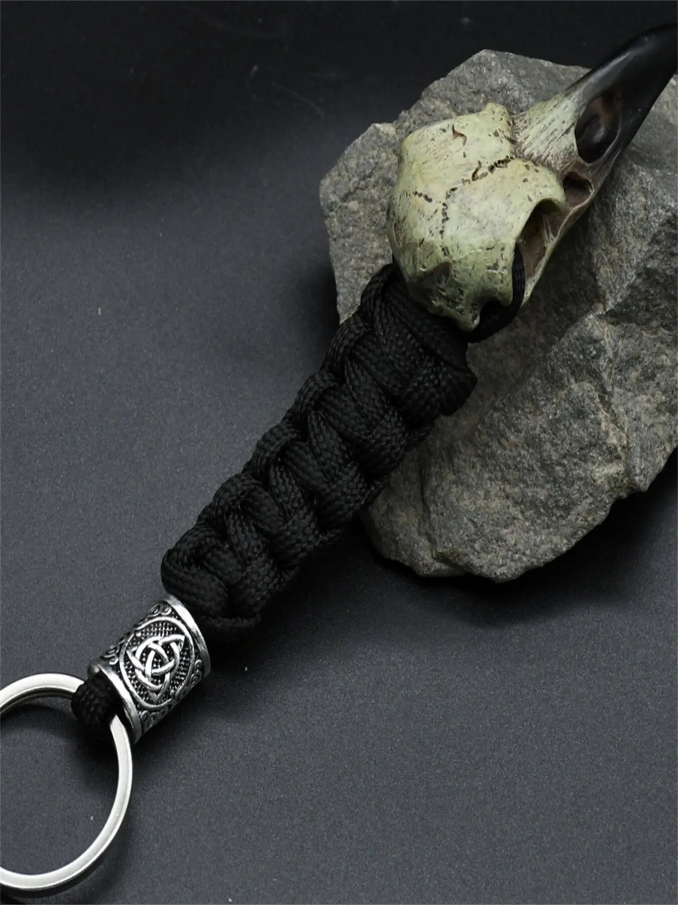 Handmade Odin Raven Skull Resin Pendant Keychain, Paracord Rope, Norse Pirate Keyring, Unique Handcrafted Accessory, Trendy Gift Idea
