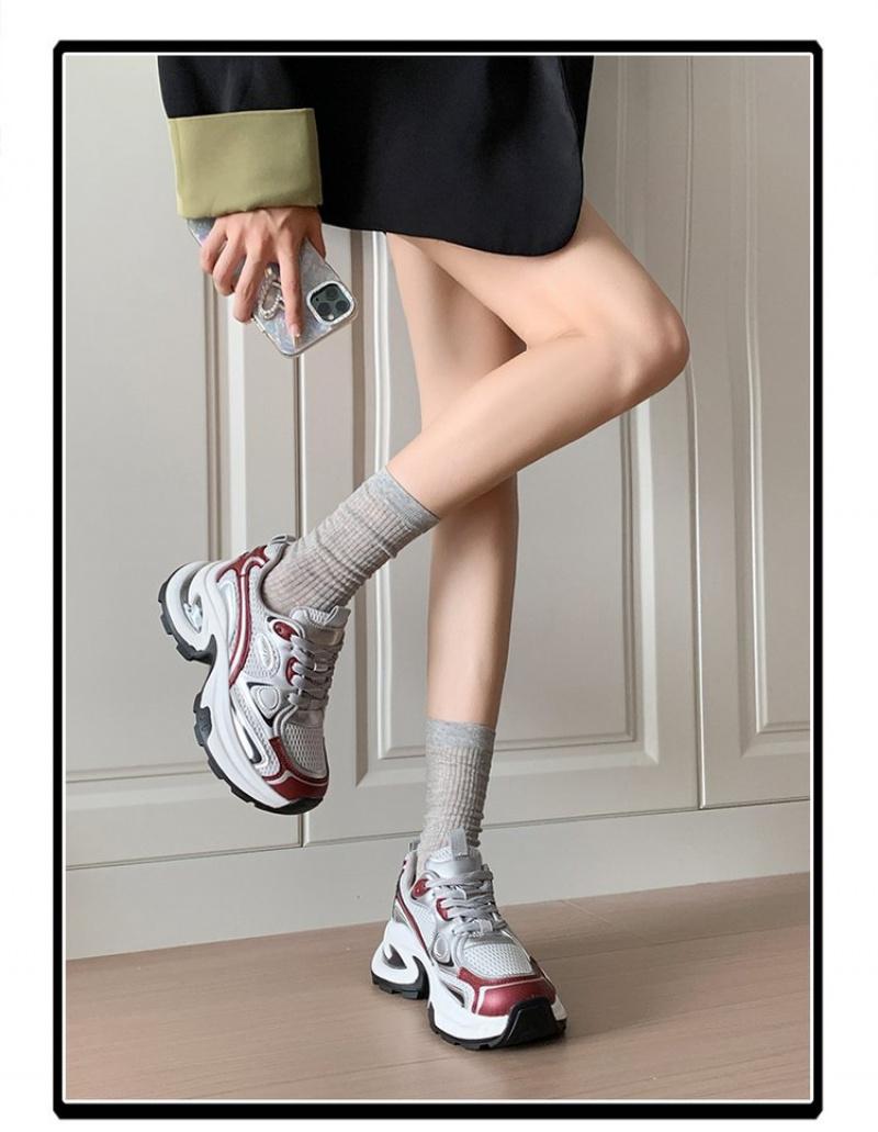 2026 versatile silver dad sneakers for women, new autumn model, added to the versatile sports shoe category, height-increasing casual shoes for students, unisex