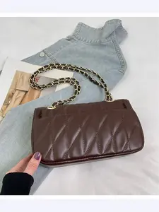 Women's Embroidered Chain Crossbody Shoulder Bag Adjustable Strap Fashion Trendy Purse Daily Use Accessory for Trendsetters