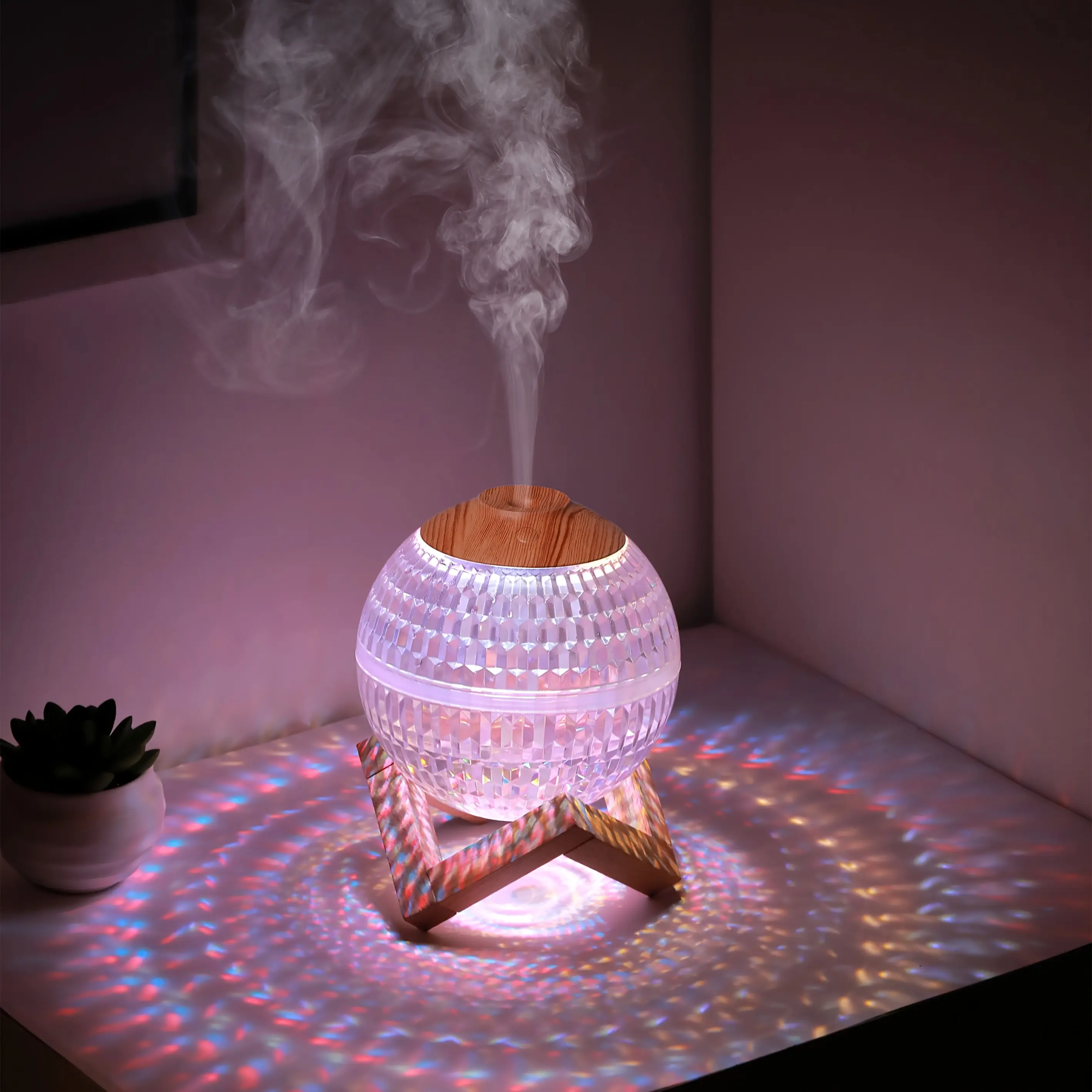 Simulated Crystal Ball Humidifier • Small Household Desktop Aroma Diffuser • Large Mist Output • Effectively Increase Air Humidity • Suitable for Bedrooms and Living Rooms