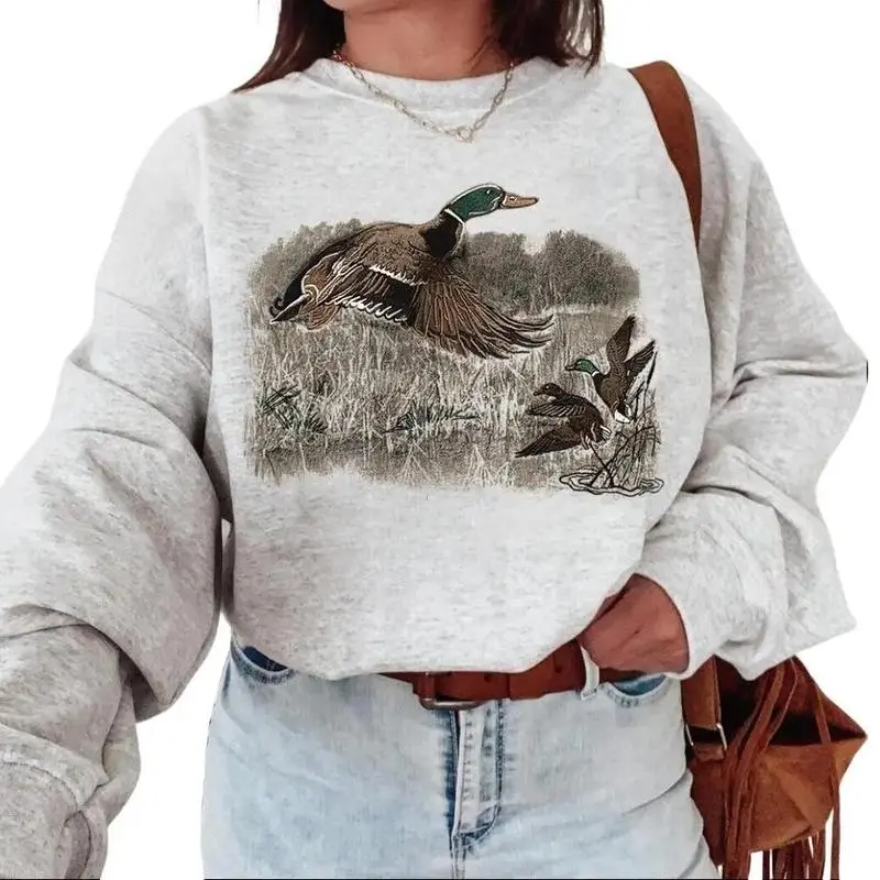 Women's Heather Gray Oversized Cotton Hoodie - Vintage Mallard Duck Wildlife Hunting Marsh Graphic, Long Sleeve Crewneck, Western Outdoor Fashion, Fall Hunting Gift for Her Hunter Friend