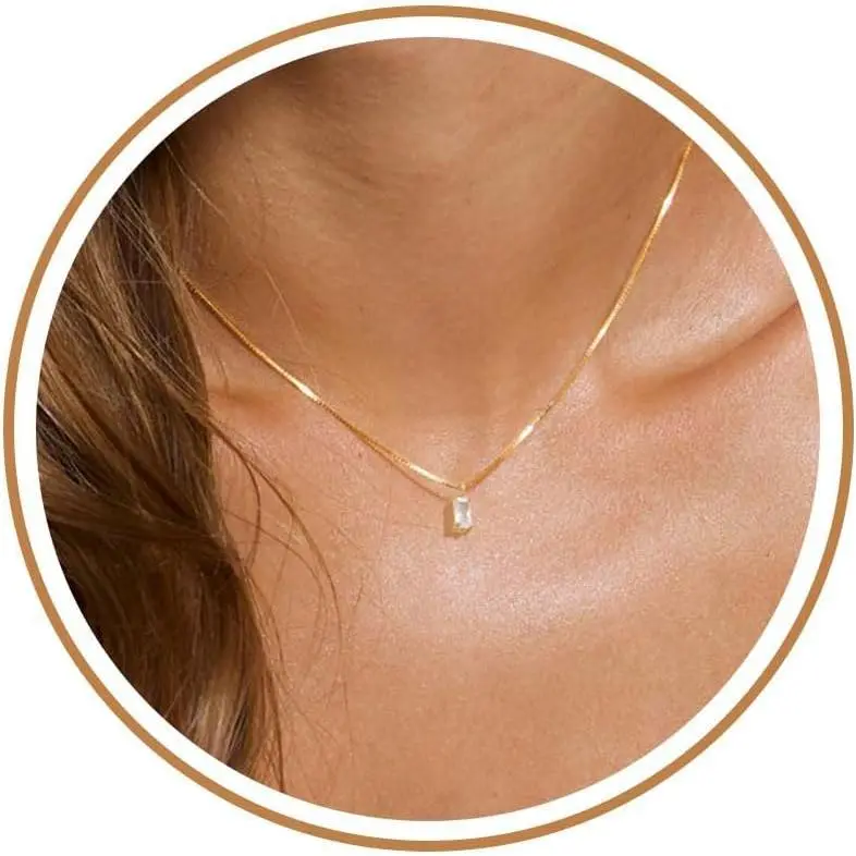 FUNEIA Diamond Necklaces for Women 14K Gold Plated Emerald Birthstone Necklace for Women Mothers Dainty Gold Necklace Blue Green Cubic Zirconia Pendant Necklace Birthday Gifts for Women Jewelry