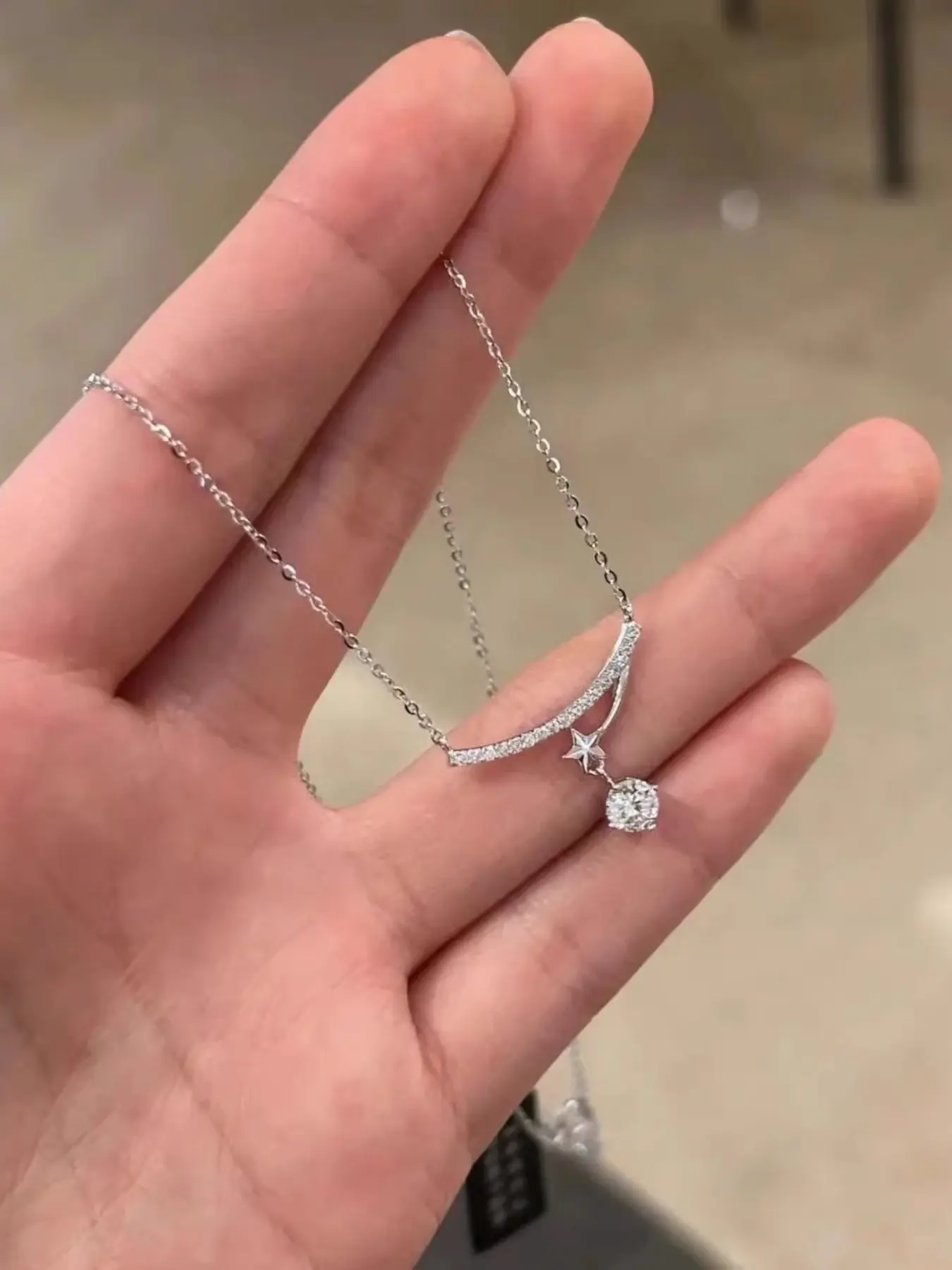Elegant Star Track Knot Necklace, Unique Design, Simple Sweet Style, High-End Versatile, Luxury Ladies Collar Chain