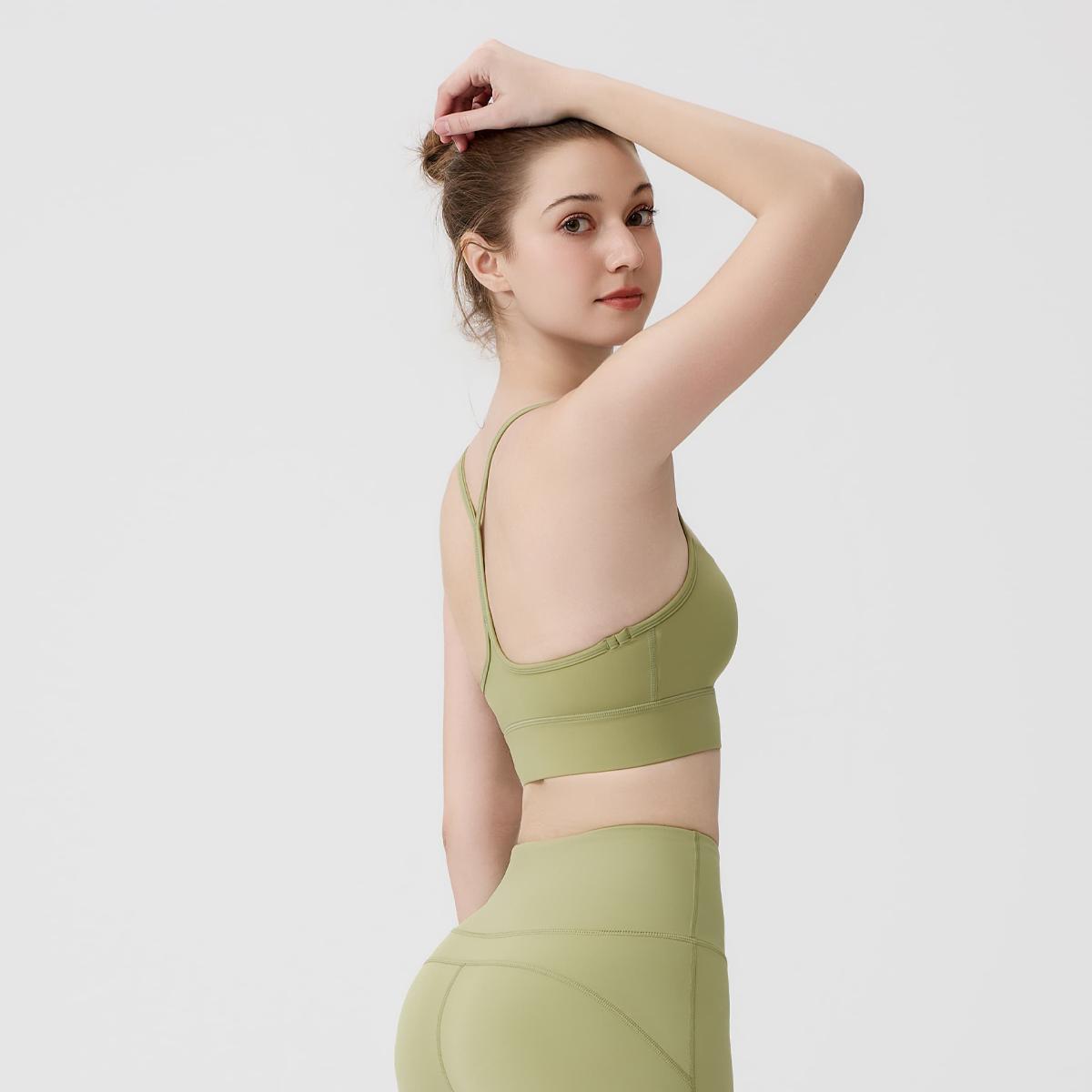 LULU Summer New Arrival: Sports Y-Back Tank Top. Made from breathable, lightweight, quick-drying fabric, its cloud-like breathability allows your body to move freely during exercise.