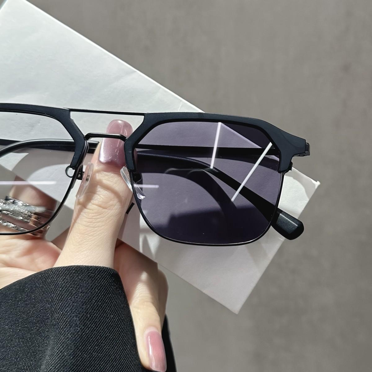 1 Pair of Y2K Style Unisex Square Frame Photochromic Glasses, Semi-rimless Light-sensitive Tinting Glasses, Men's Brow Frame, Multifunctional Casual Eyewear