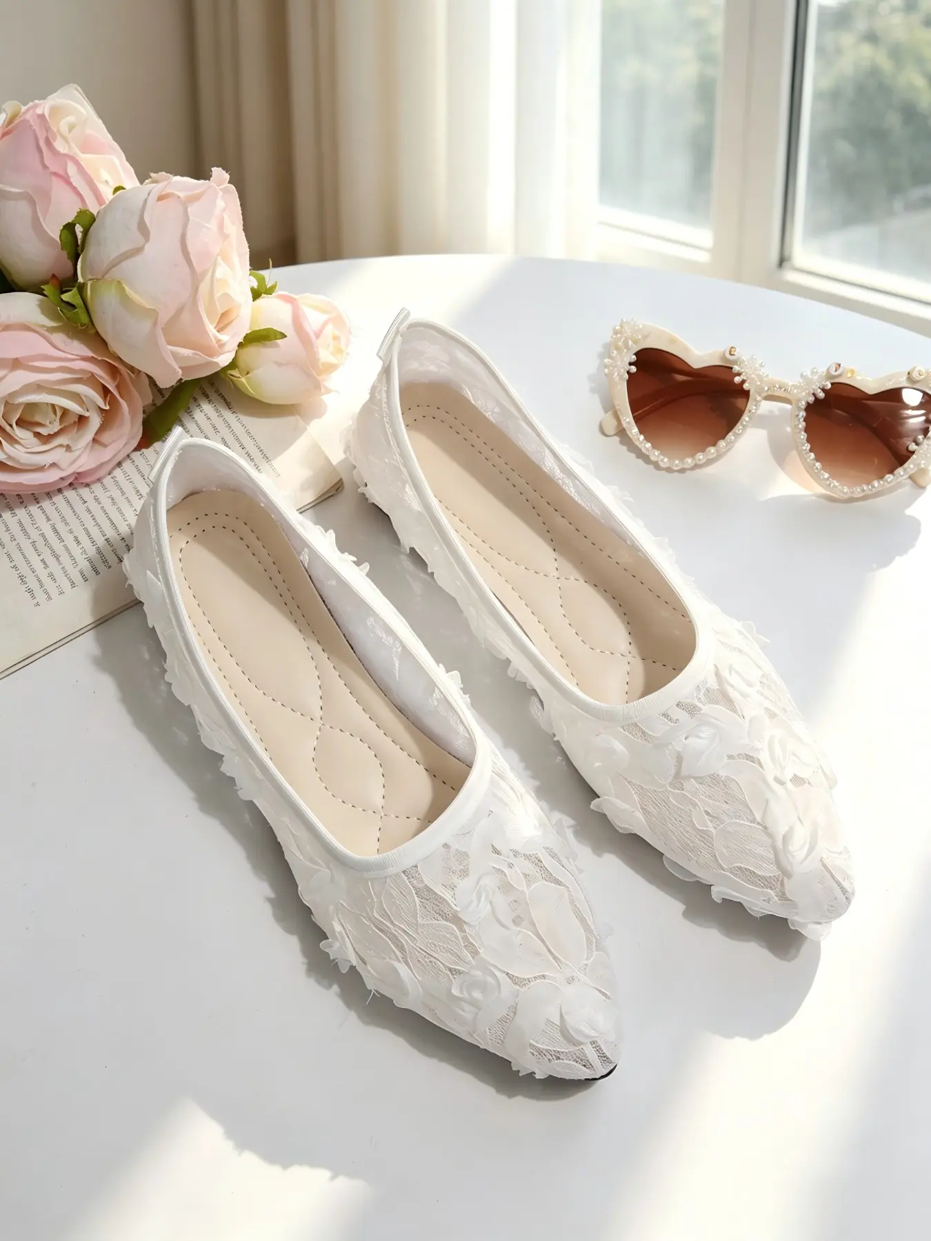 2026 Spring Summer Bestseller 3D Flower Lace Pointed Toe Ballerina Flat Shoes, Soft Breathable Mesh Sole, Versatile Casual Women's Shoes