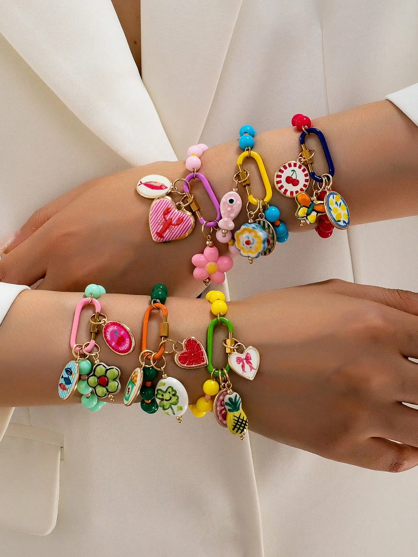 6 Pcs Women's Colorful Enamel Pendant Beaded Bracelets, Y2K Cute Fruit Lobster Heart Charms, Multicolor Resin Beads Stackable Set, Heart Design Bracelet